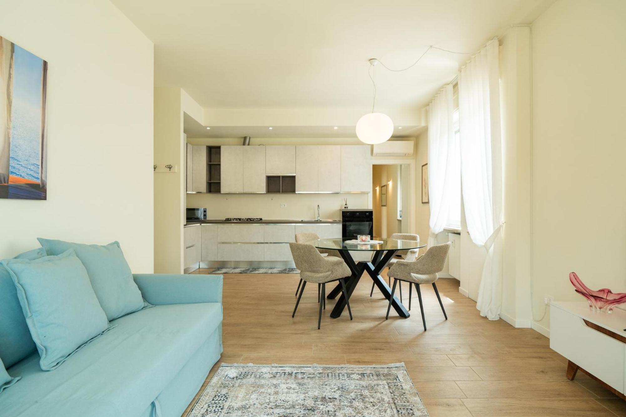 Domus Verona - Ampia Residenza Filippini A Pochi Passi Dall'Arena Extérieur photo