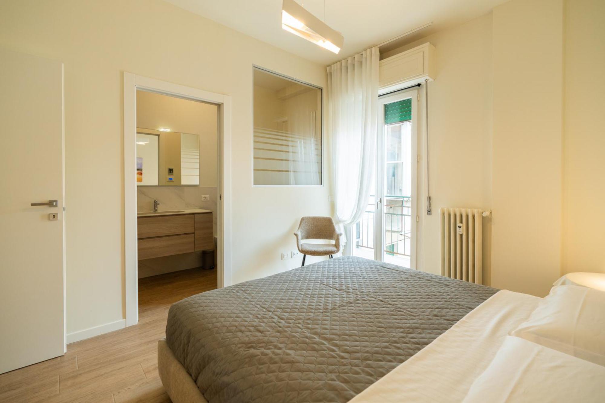 Domus Verona - Ampia Residenza Filippini A Pochi Passi Dall'Arena Extérieur photo