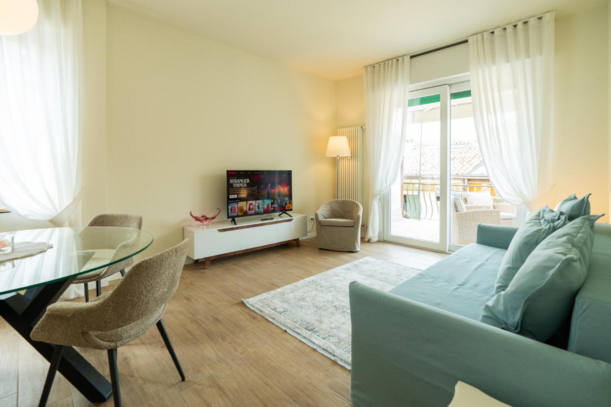 Domus Verona - Ampia Residenza Filippini A Pochi Passi Dall'Arena Extérieur photo