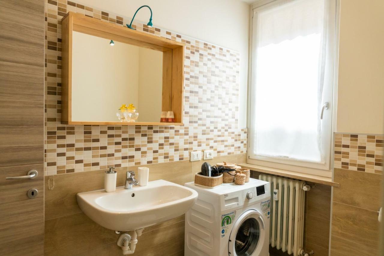 Domus Verona - Ampia Residenza Filippini A Pochi Passi Dall'Arena Extérieur photo